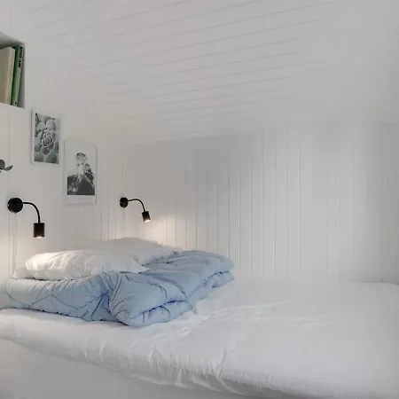 Aderice - 1km From The Sea In Ne Jutland By Interhome Hals